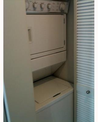 801 Brickell Key Boulevard, Unit 2208 Miami, FL 33131 - Photo 9 of 10