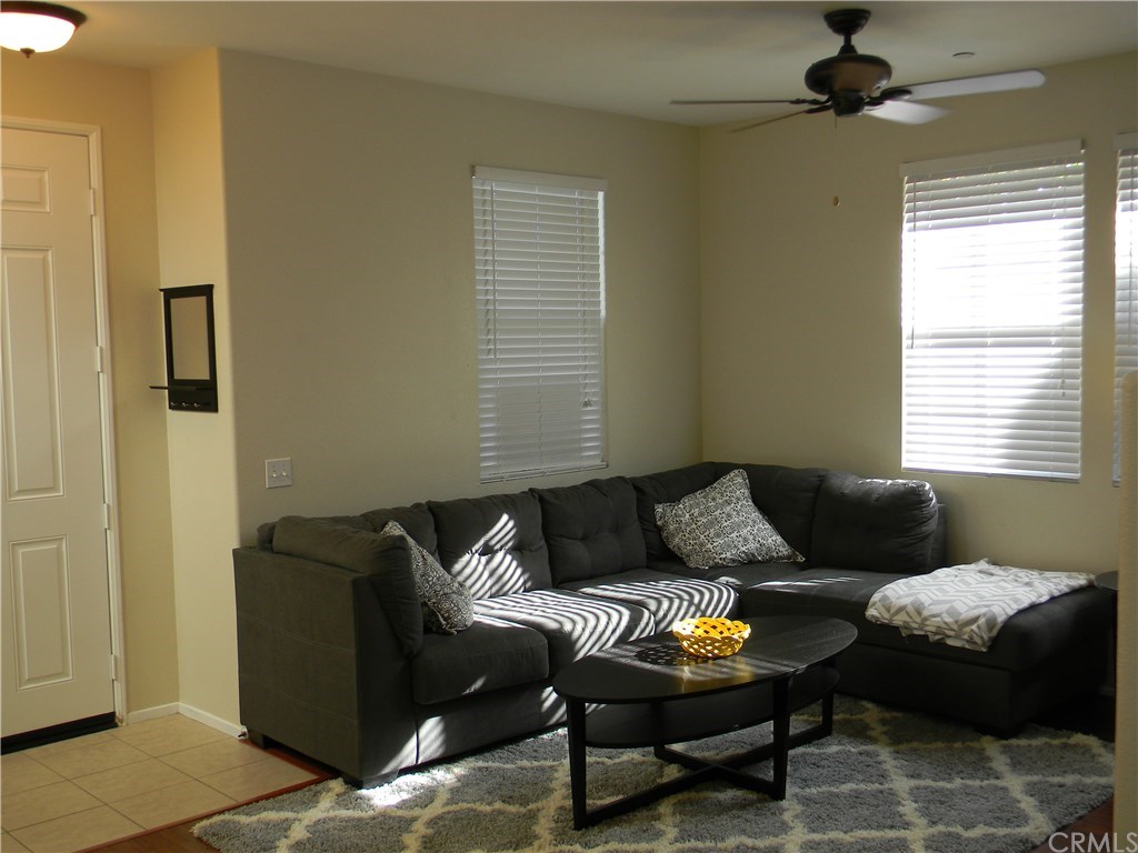 3385 Night Bloom Lane Perris, CA 92571 - Photo 12 of 60