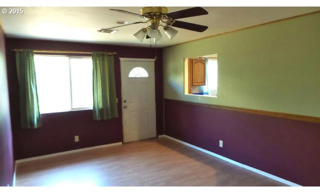 2443 South Myrtle Road Myrtle Creek, OR 97457 - Photo 12 of 16 Gallery Image 12