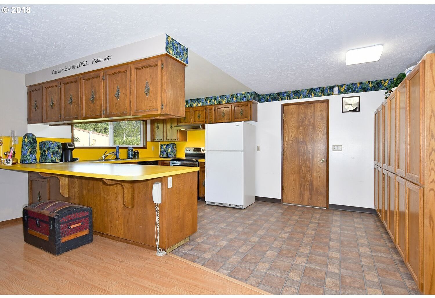 12660 Southeast Rachella Court Damascus, OR 97089 - Photo 4 of 26