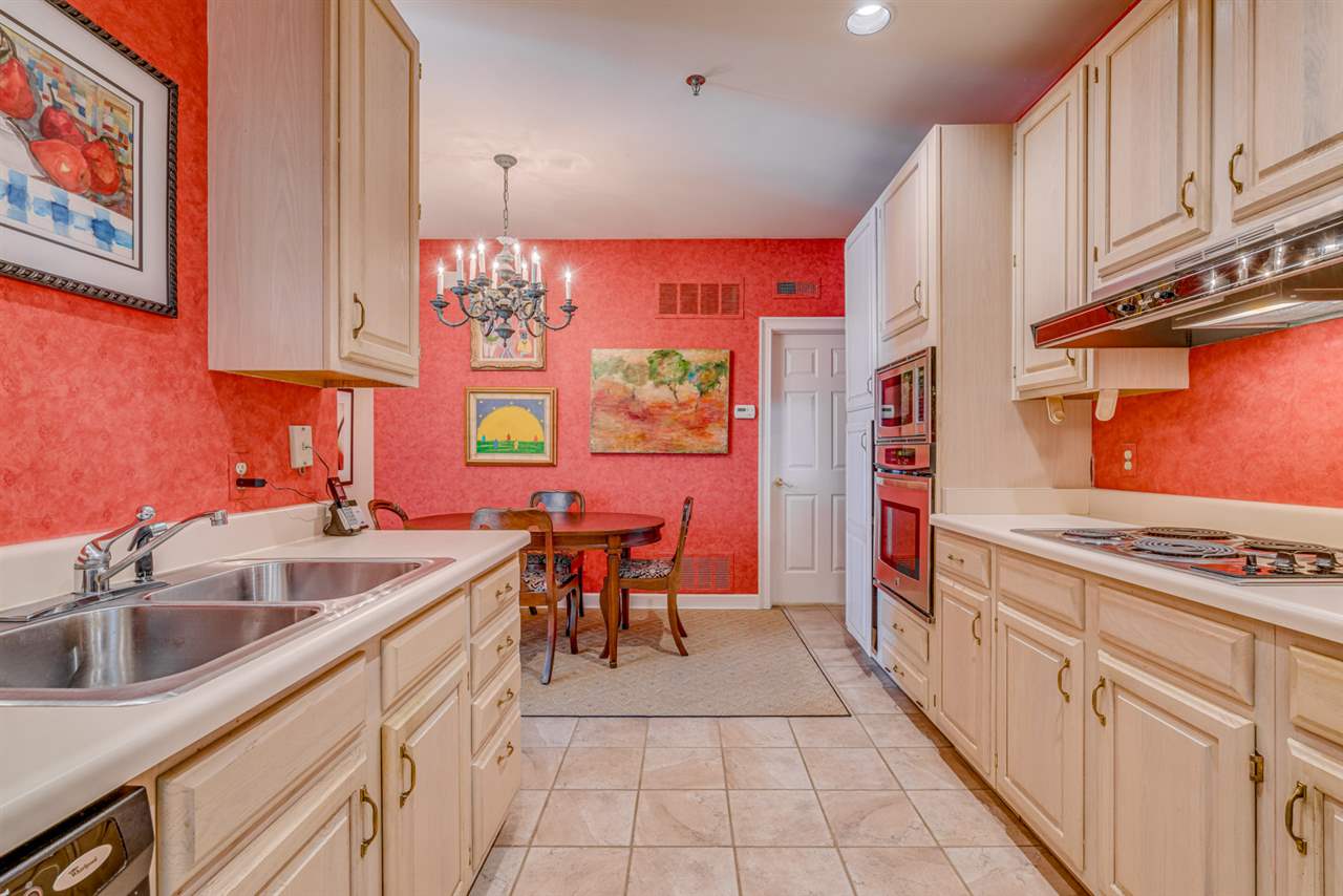 405 South Perkins Road, Unit 320 Memphis, TN 38117 - Photo 13 of 25