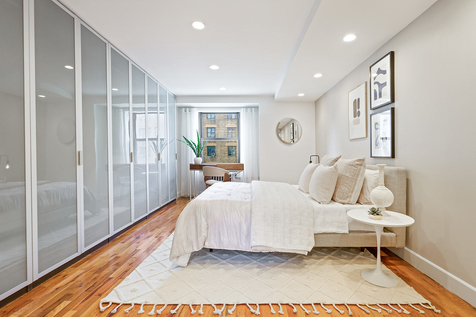 315 West 23rd Street, Unit 2D Manhattan, NY 10011 - Photo 5 of 10