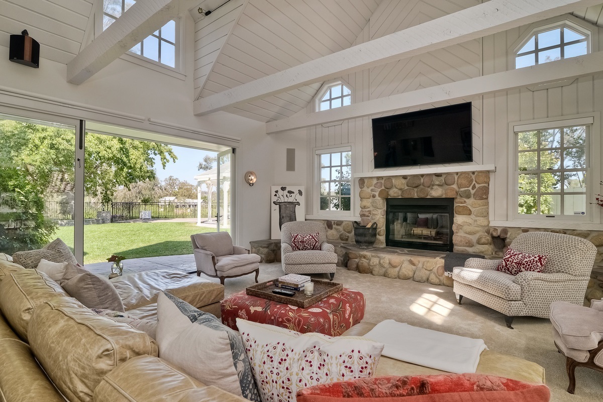 4763 Sun Valley Road Del Mar, CA 92014 - Photo 4 of 25