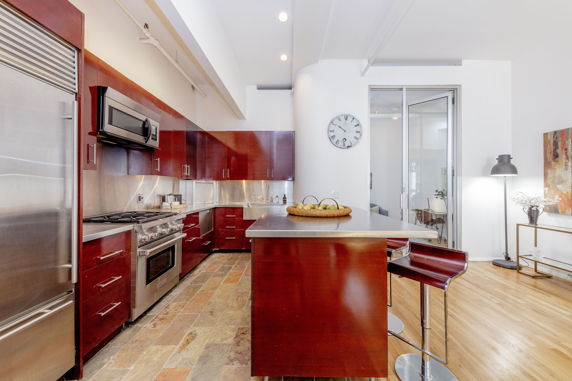 117 West 17th Street, Unit 2A Manhattan, NY 10011 - Photo 3 of 9