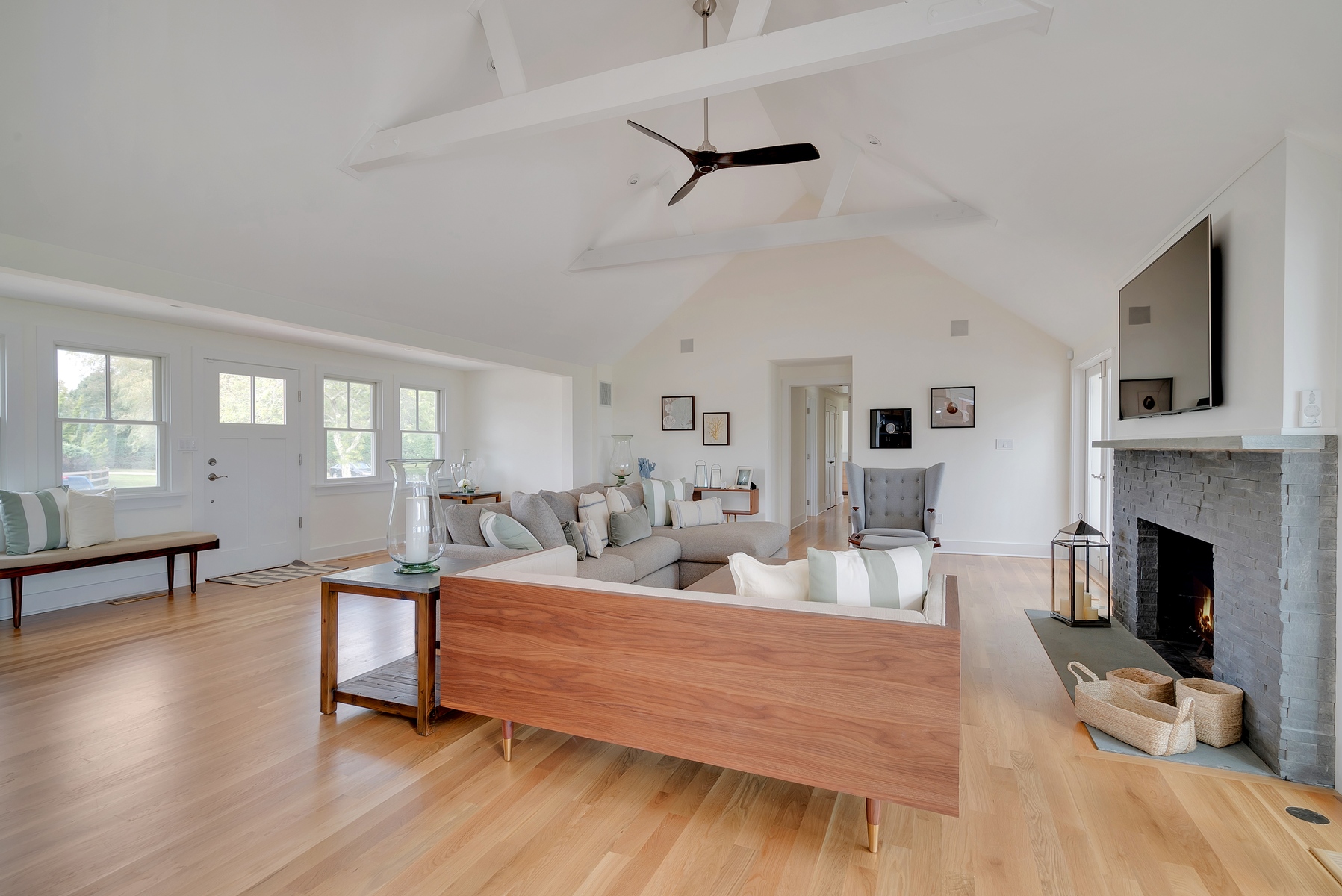 40 Tuthill Point Road East Moriches, NY 11940 - Photo 3 of 23