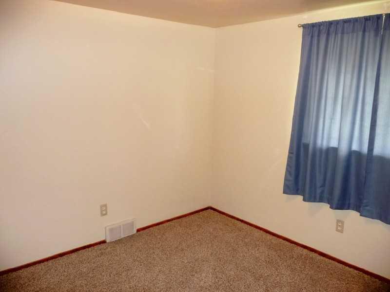 3989 Millers Run Road McDonald, PA 15057 - Photo 8 of 20 Gallery Image 8