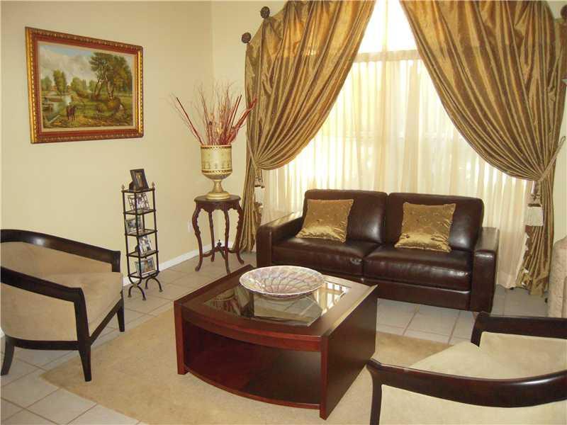 Silver Lakes Pembroke Pines, FL 33029 - Photo 1 of 6