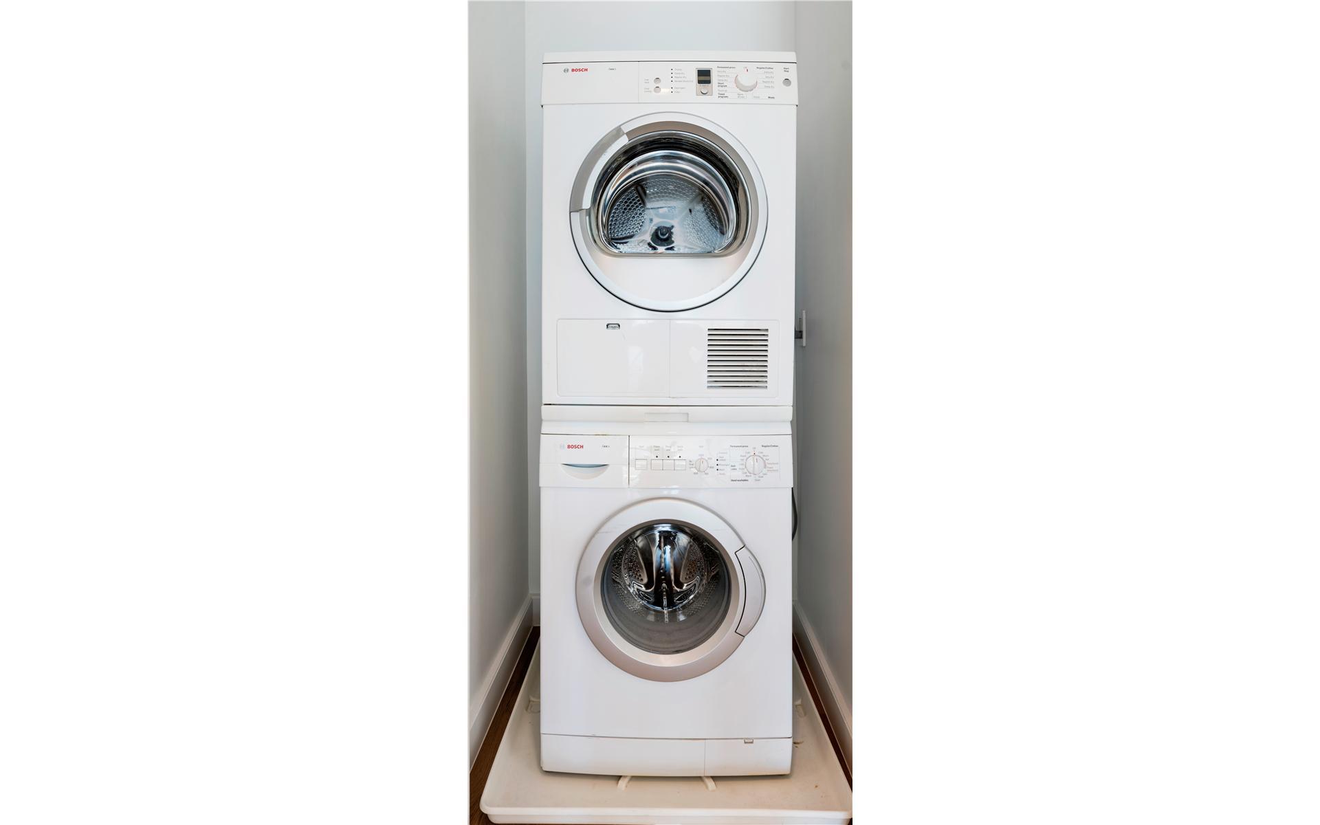 400 East 67th Street, Unit 11F Manhattan, NY 10065 - Photo 8 of 12