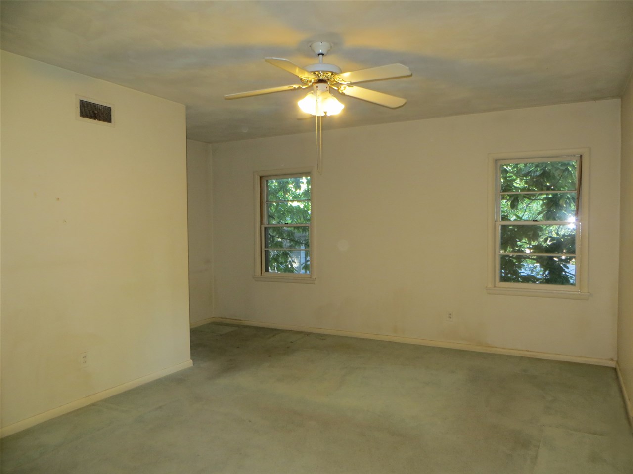 5652 Walnut Grove Road Memphis, TN 38120 - Photo 9 of 22