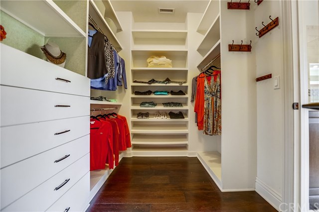 1065 Avenue B Redondo Beach, CA 90277 - Photo 30 of 51