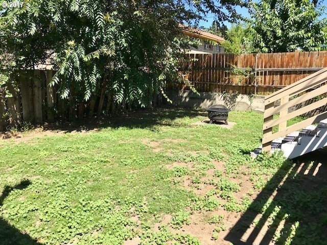415 Northwest 11th Street Pendleton, OR 97801 - Photo 13 of 20