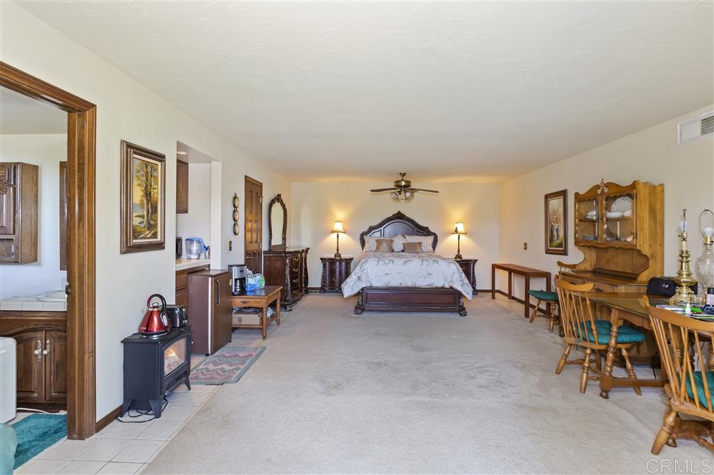 3425 Fairview Drive Vista, CA 92084 - Photo 17 of 25