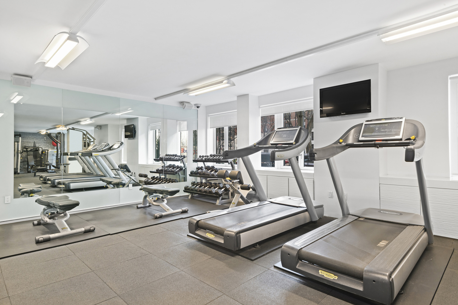 333 Rector Place, Unit 203 Manhattan, NY 10280 - Photo 6 of 9