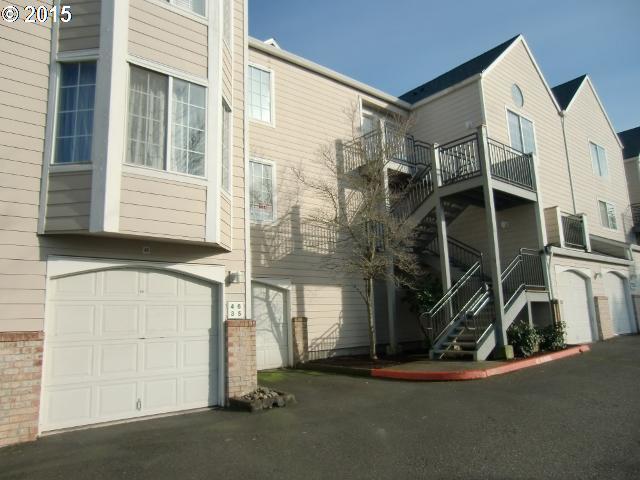17532 Northwest Springville Road, Unit D3 Portland, OR 97229 - Photo 3 of 16 Gallery Image 3