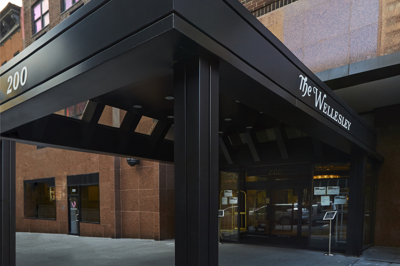 The Wellesley 200 E 72nd St, Manhattan, NY 10021 - Photo 2 of 2
