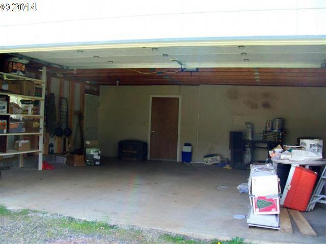 625 Kirkham Road Cave Junction, OR 97523 - Photo 5 of 10