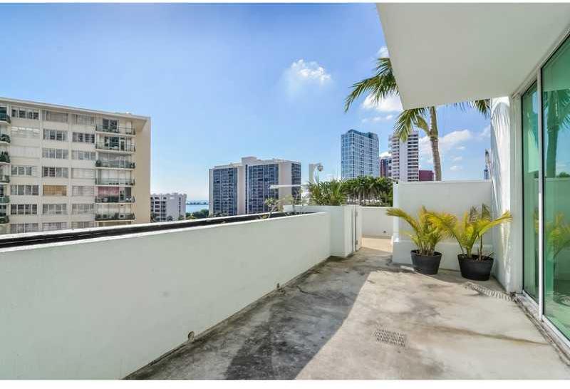 218 Southeast 14th Street, Unit 807 Miami, FL 33131 - Photo 16 of 35