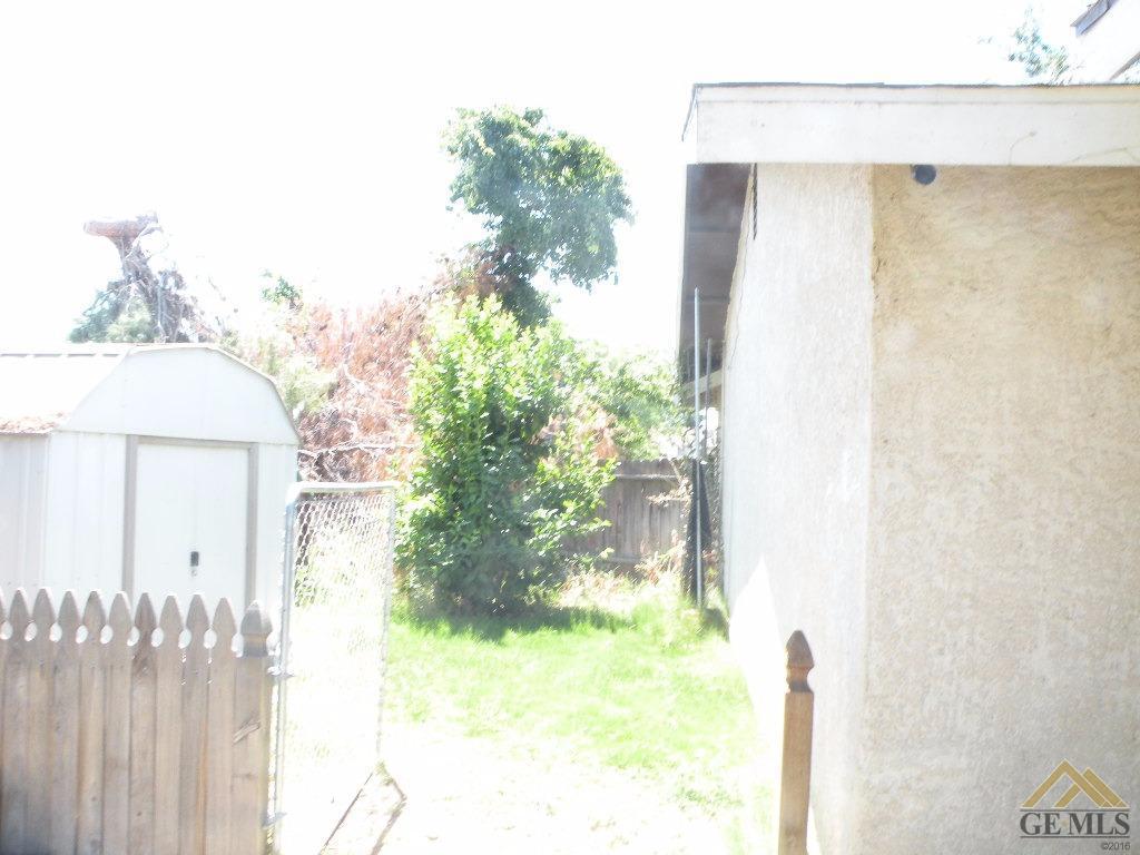 6820 Wilson Road Bakersfield, CA 93309 - Photo 8 of 13