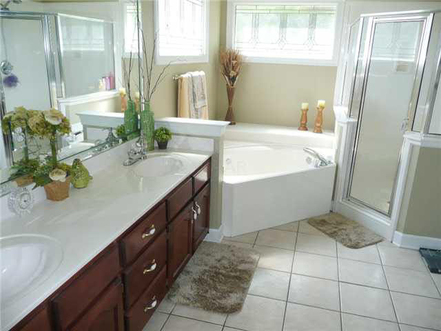 807 Planters Ridge Drive Collierville, TN 38017 - Photo 12 of 25 Gallery Image 12