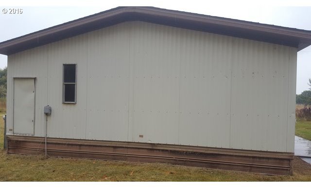 78598 Paul Smith Road Southwest Boardman, OR 97818 - Photo 14 of 16