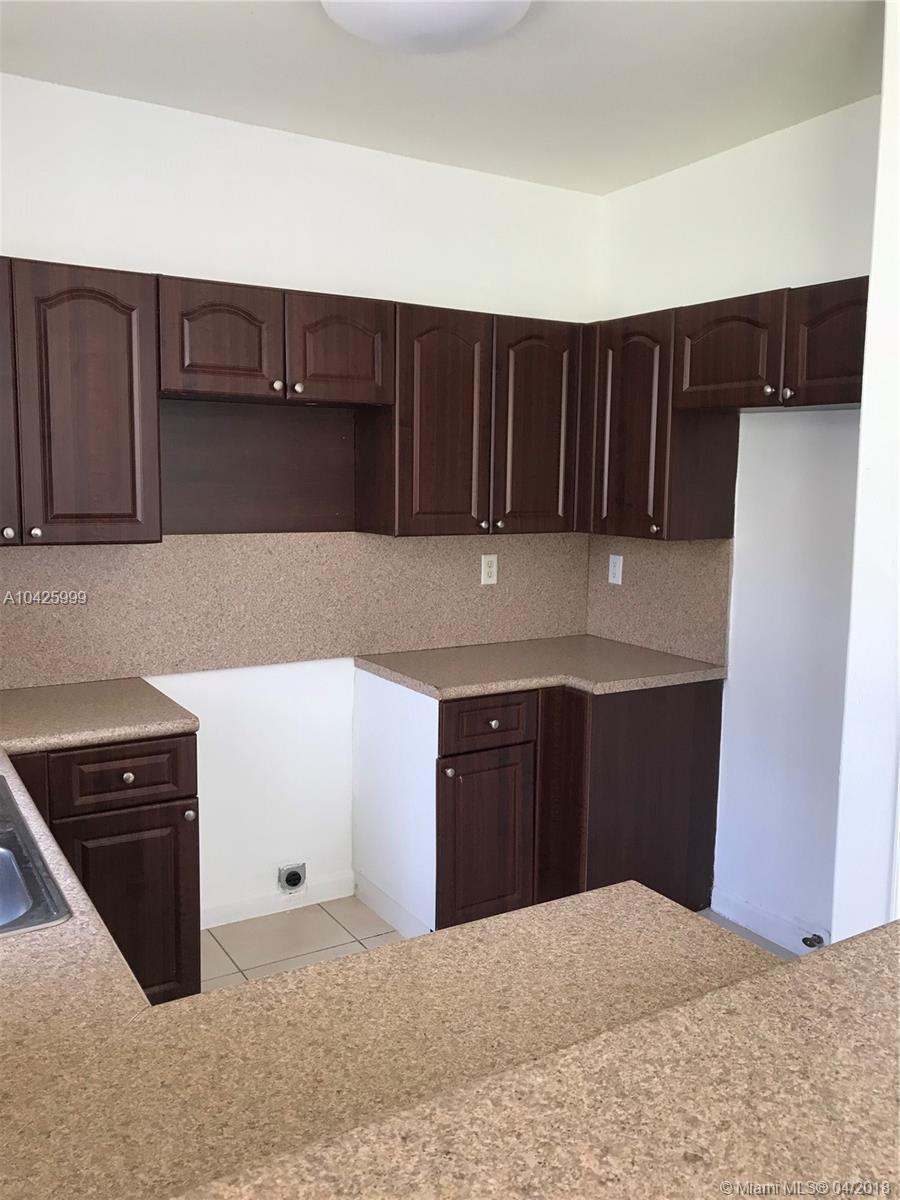 2757 Southeast 15th Road, Unit 100 Homestead, FL 33035 - Photo 6 of 17