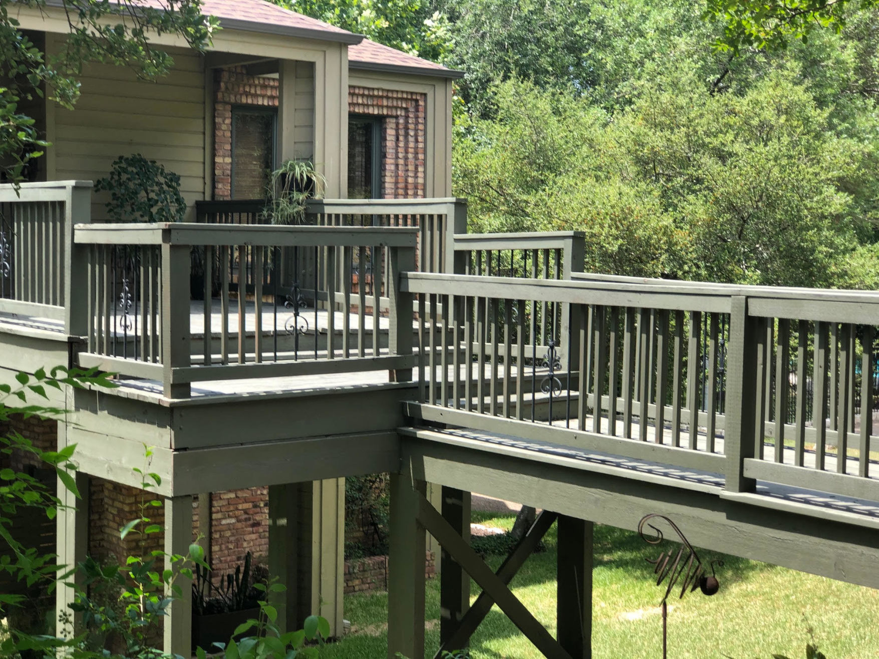 2004 Point Bluff Drive Austin, TX 78746 - Photo 3 of 23