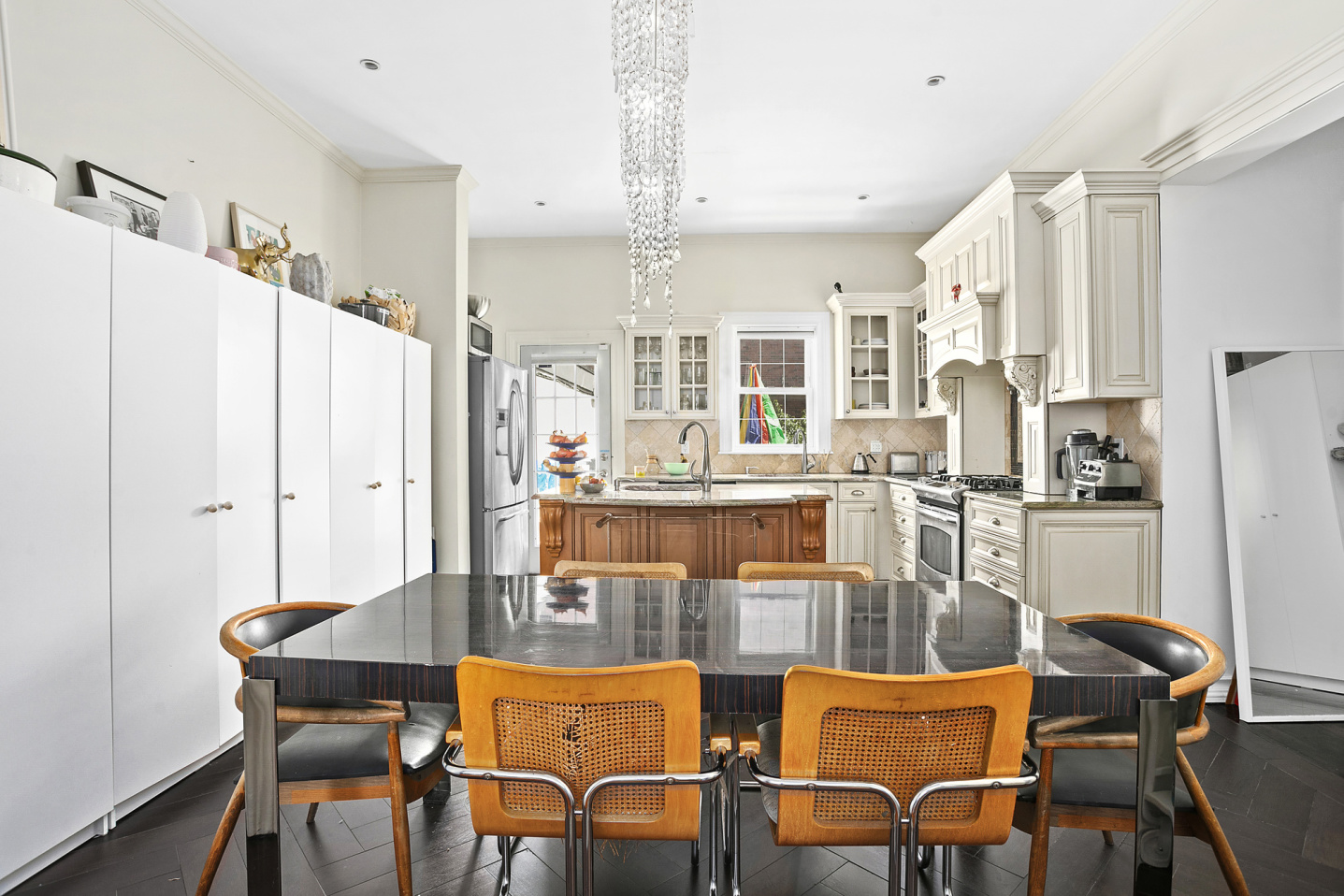 67 Adelphi Street, Unit 2 Brooklyn, NY 11205 - Photo 3 of 10