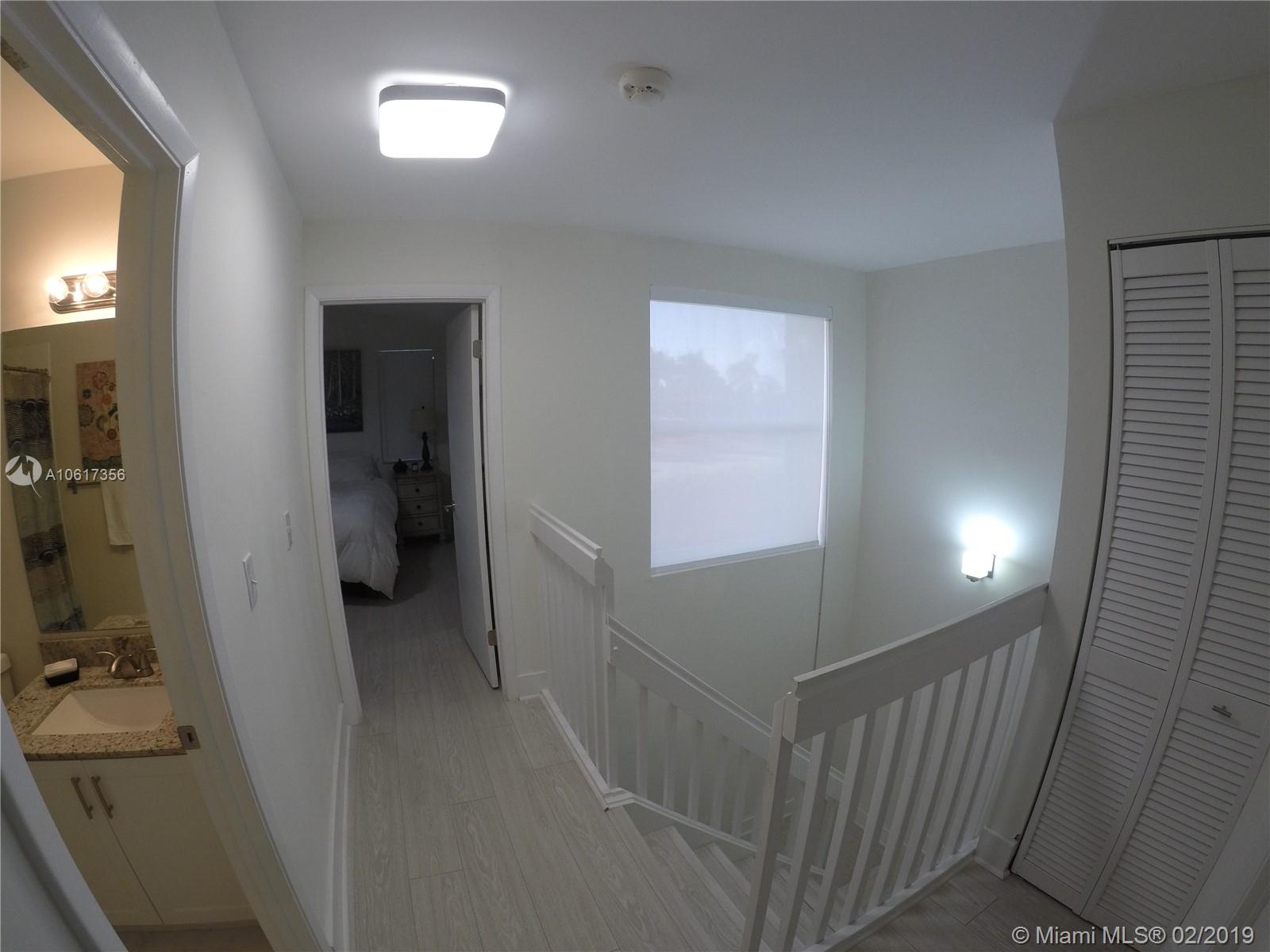 811 Southwest 178th Way Pembroke Pines, FL 33029 - Photo 34 of 51