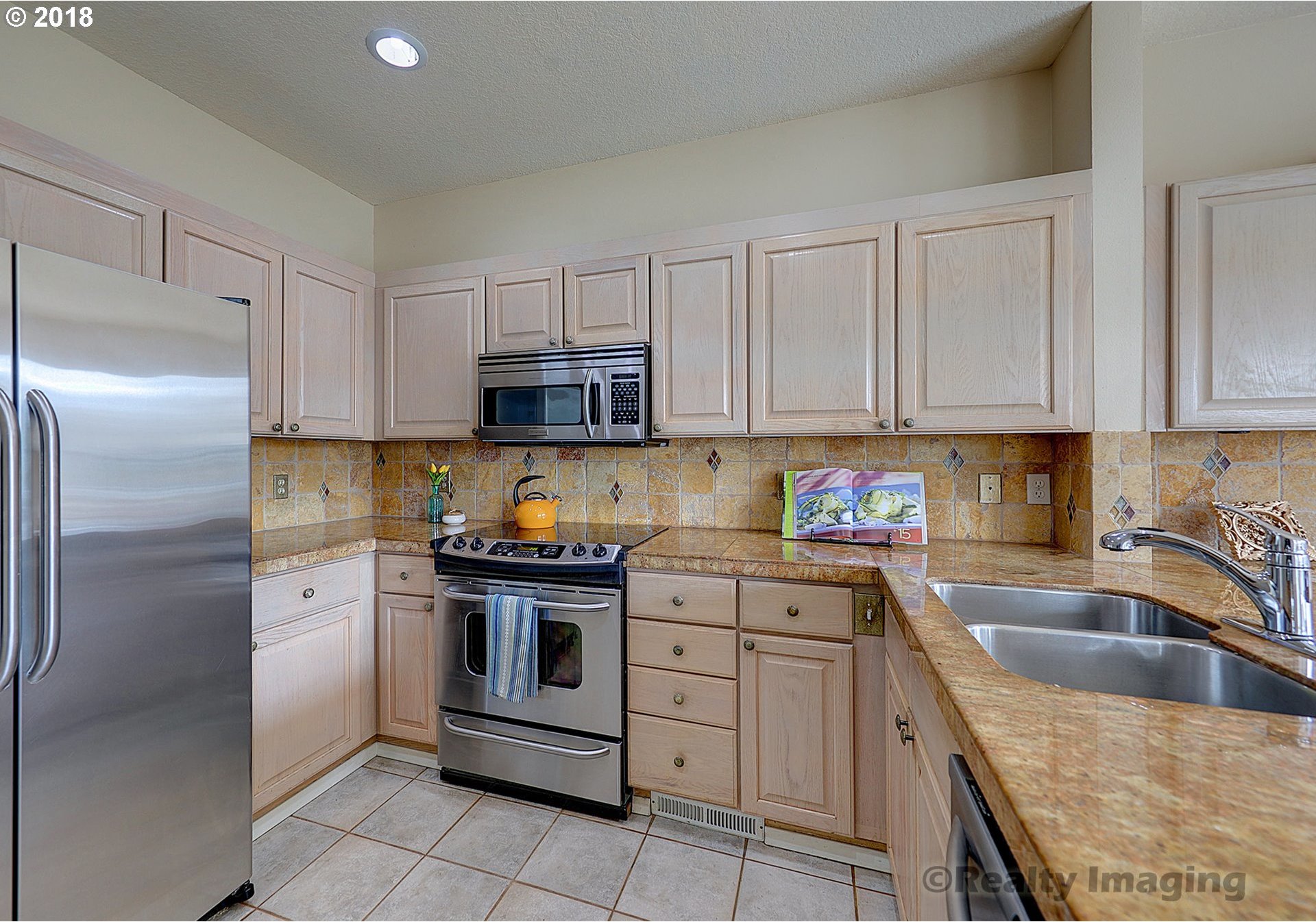 9832 Northwest Silver Ridge Loop Portland, OR 97229 - Photo 12 of 27 Gallery Image 12
