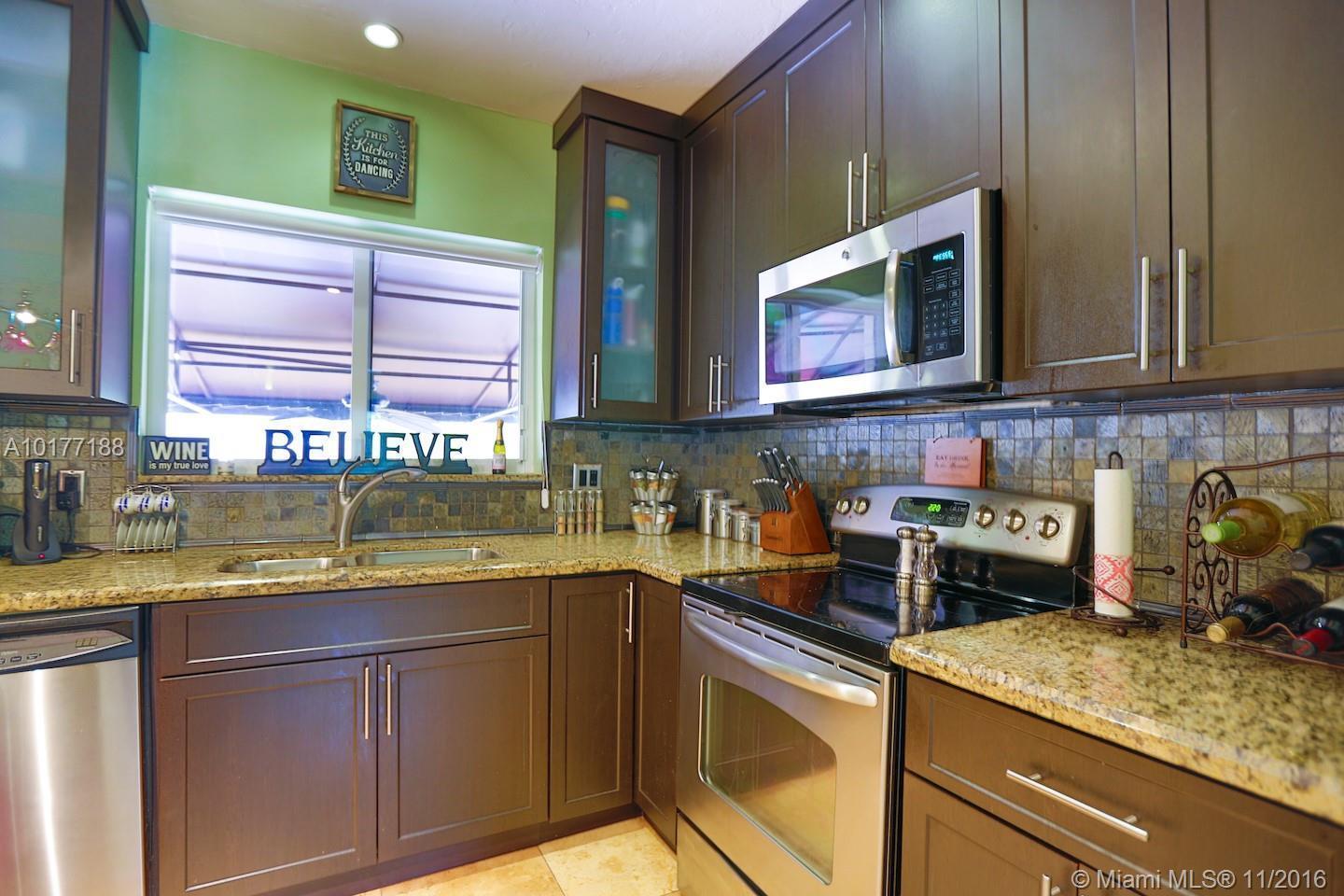 2001 Southwest 13th Avenue Miami, FL 33145 - Photo 7 of 20