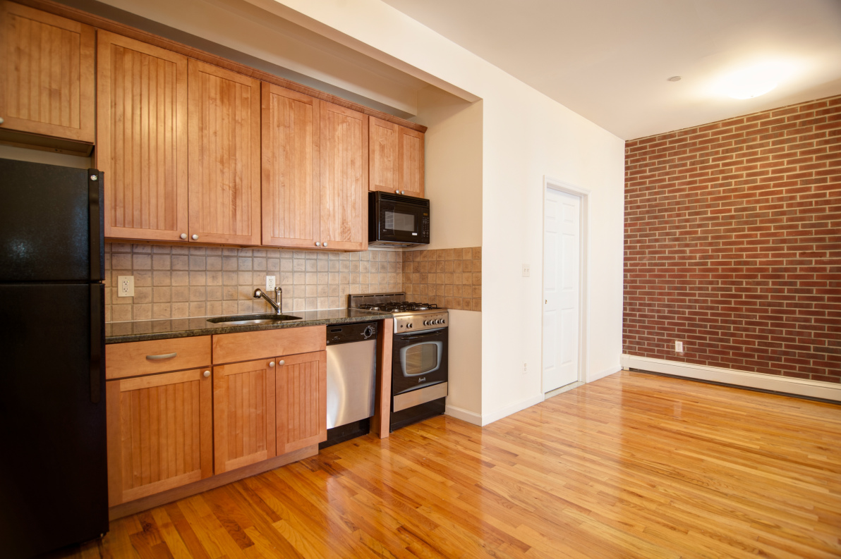 64 Maspeth Avenue, Unit 3B Brooklyn, NY 11211 - Photo 3 of 5