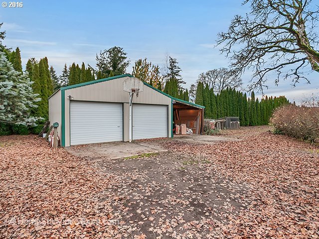 36688 Southwest Blooming Fern Hill Road Cornelius, OR 97113 - Photo 23 of 32 Gallery Image 23