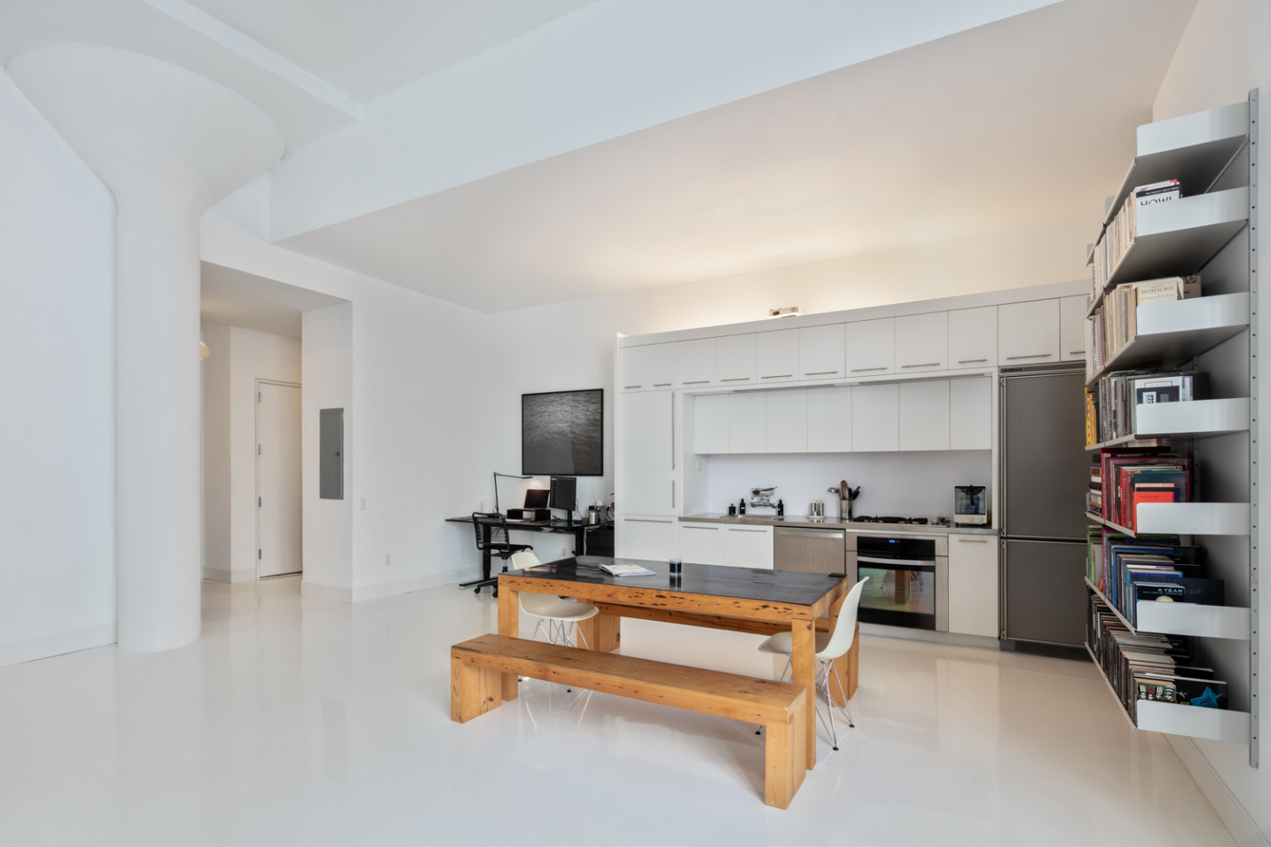 27-28 Thomson Avenue, Unit 527 Queens, NY 11101 - Photo 3 of 8