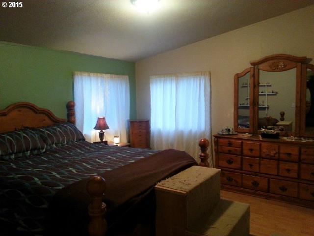 7835 Lookingglass Road Roseburg, OR 97471 - Photo 10 of 15 Gallery Image 10