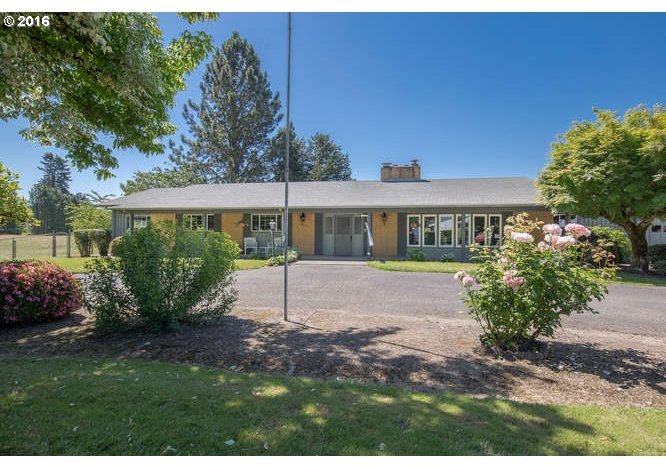 10408 Crosby Road Northeast Woodburn, OR 97071 - Photo 1 of 32 Gallery Image 1