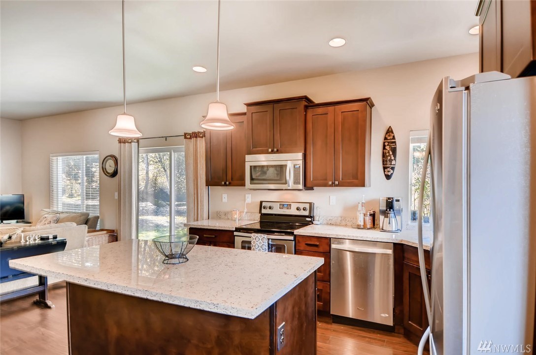 17614 146th Avenue East Orting, WA 98360 - Photo 11 of 25