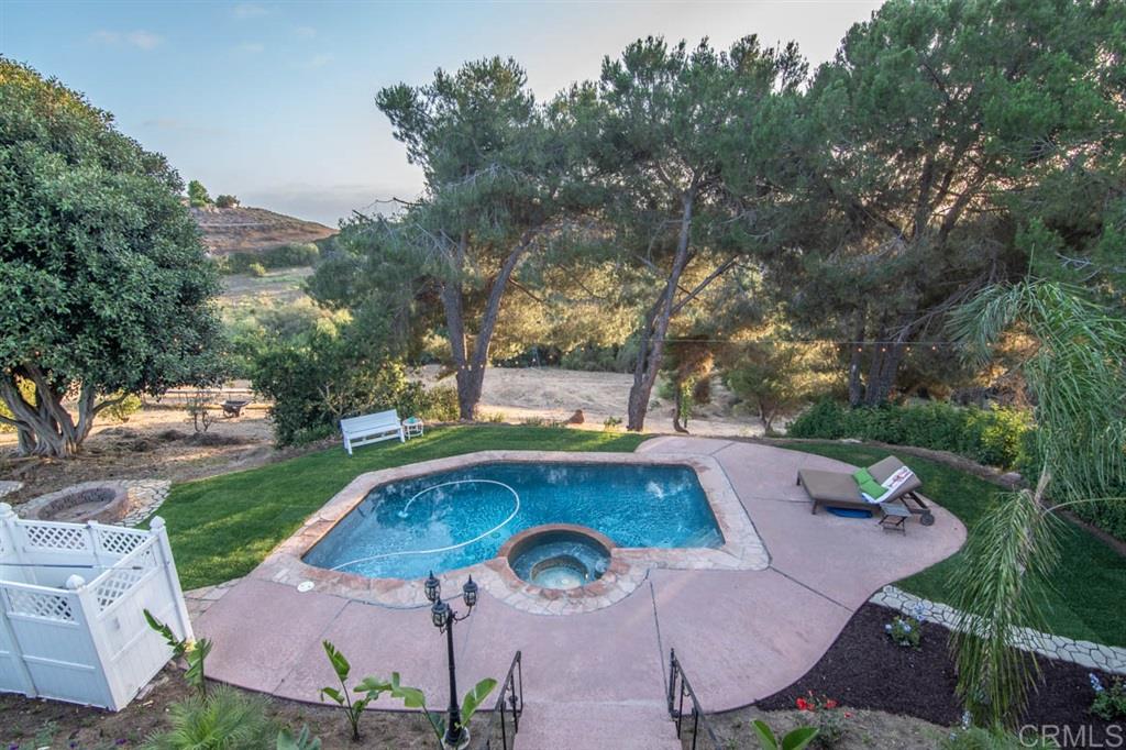 6217 Hidden Valley Road Fallbrook, CA 92028 - Photo 19 of 25