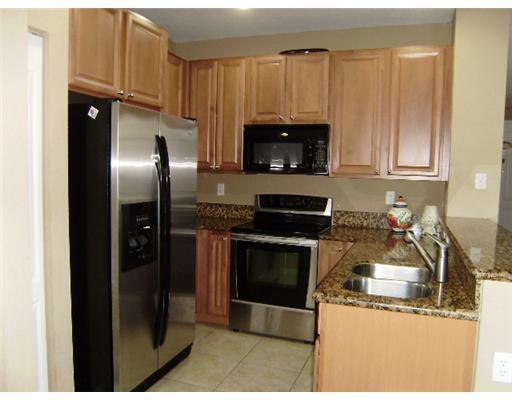 27301 Southwest 140th Court Homestead, FL 33032 - Photo 4 of 16
