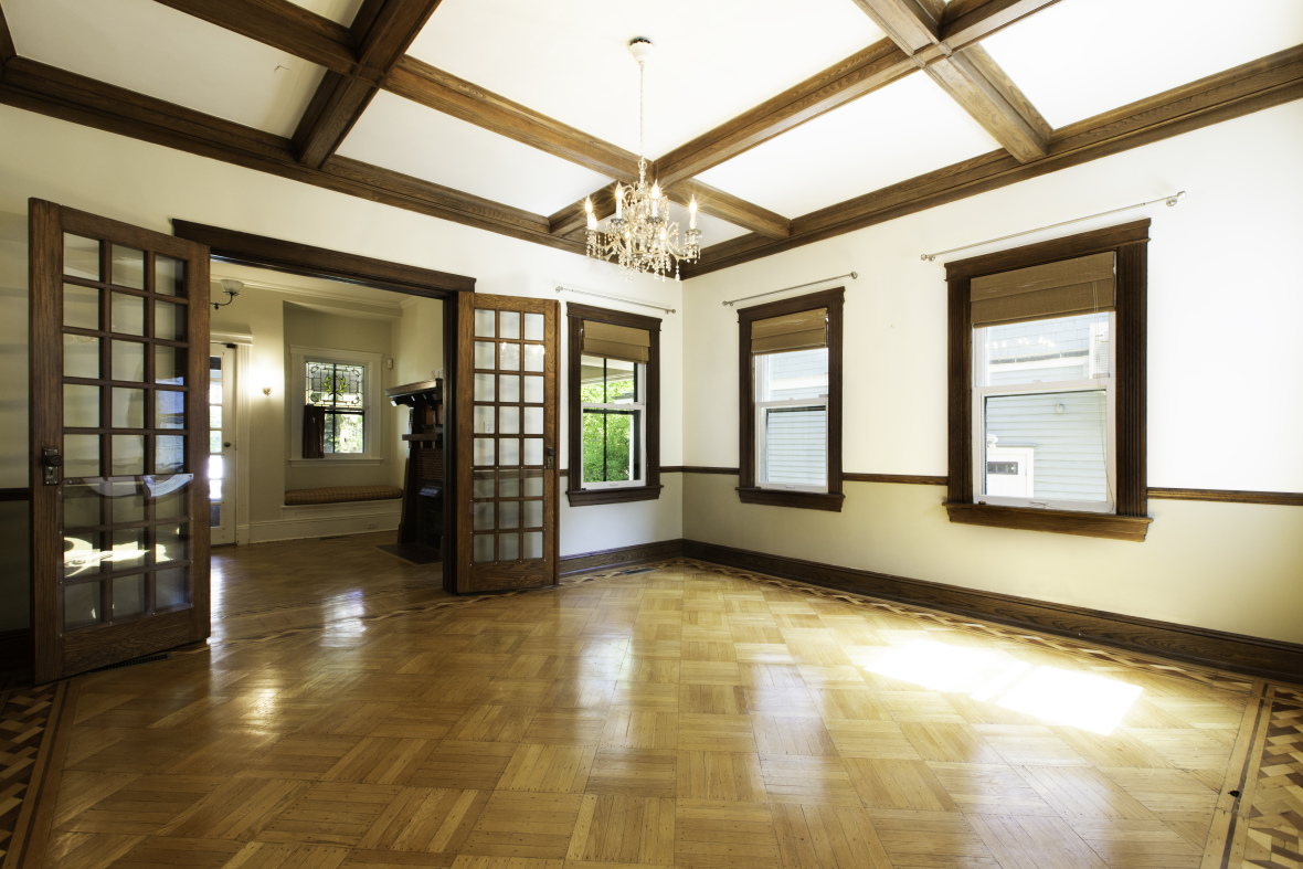 636 East 19th Street Brooklyn, NY 11230 - Photo 3 of 9