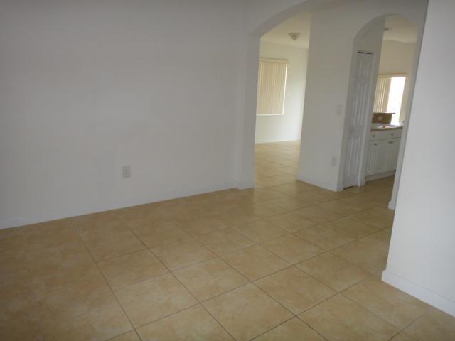 1555 Northeast 33rd Road, Unit 1032 Homestead, FL 33033 - Photo 4 of 13