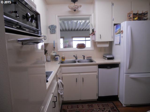 1099 Princeton Road Woodburn, OR 97071 - Photo 4 of 15 Gallery Image 4
