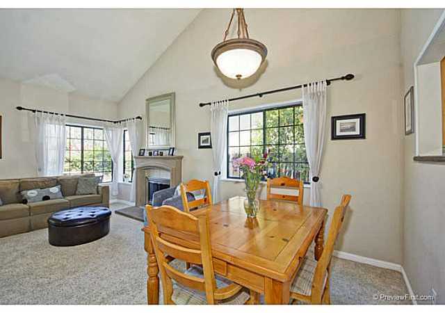 7018 Ivy Street Carlsbad, CA 92011 - Photo 6 of 23