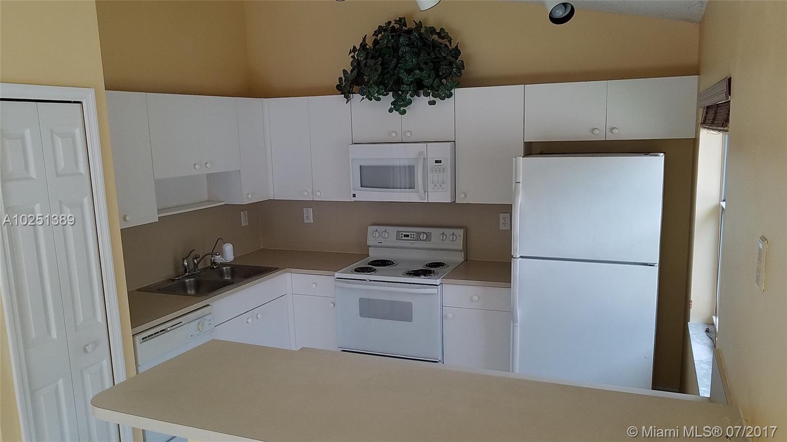 15856 Southwest 85th Street Miami, FL 33193 - Photo 3 of 10