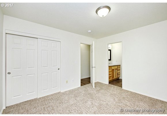 951 Southwest Junction Place Gresham, OR 97080 - Photo 12 of 16