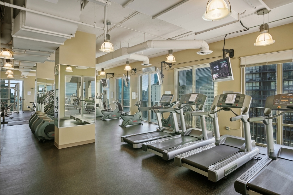 2 E Erie St, Chicago, IL 60611 - Photo 15 of 35