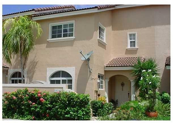 15345 Southwest 39th Terrace Miami, FL 33185 - Photo 3 of 24