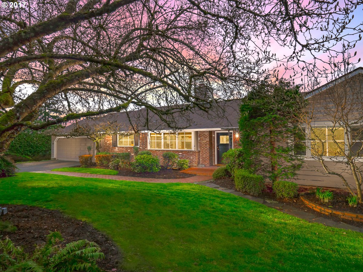 11619 South Military Road Portland, OR 97219 - Photo 24 of 32 Gallery Image 24