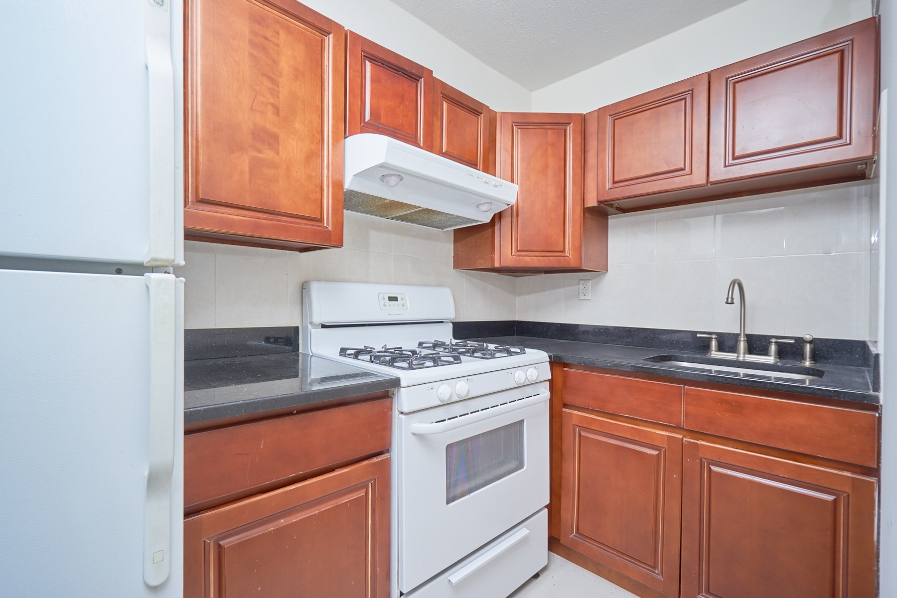 200 Bowery, Unit 2D Manhattan, NY 10012 - Photo 4 of 7