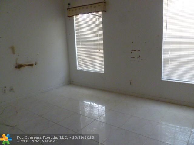 Covered Bridge Condominiums Lake Worth, FL 33467 - Photo 4 of 9