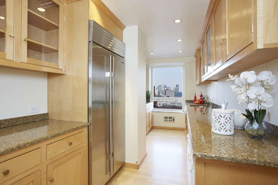 415 East 54th Street, Unit 21M Manhattan, NY 10022 - Photo 4 of 11